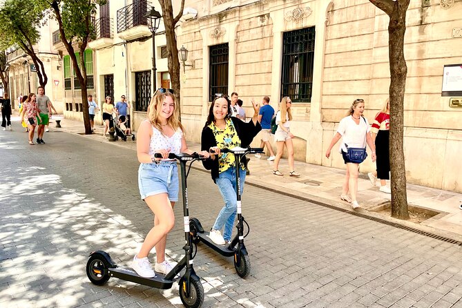 1.5 H Electric Kick-Scooter Tour - What makes the guide experience feel personal