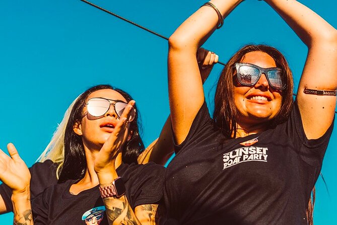3 Hours Boat Party with 2 Live DJs in Mallorca - Paella Lunch and the Bar: What Is Included, What to Budget