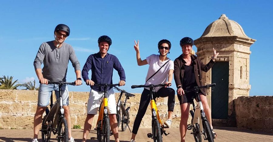 3 Hours Historic E-Bike Tour in Palma de Mallorca - From Carrer de Porto Pi to the old streets, the ride starts fast