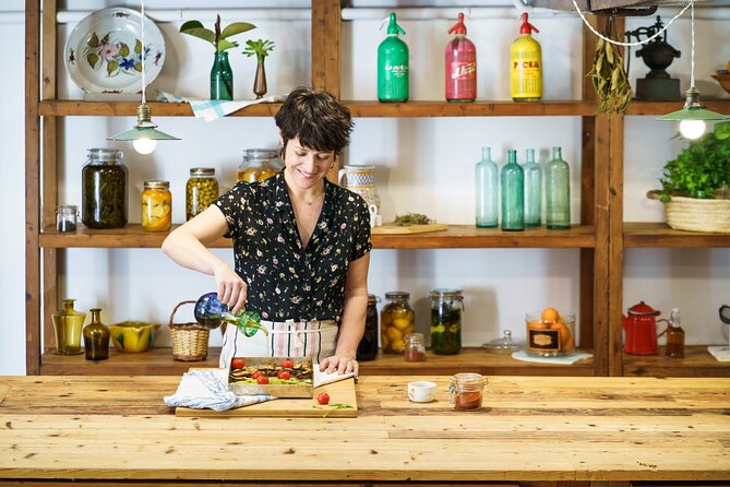 4-Hour Market Visit and Traditional Cooking Workshop in Palma - The cooking studio feel: rustic, practical, and built for doing