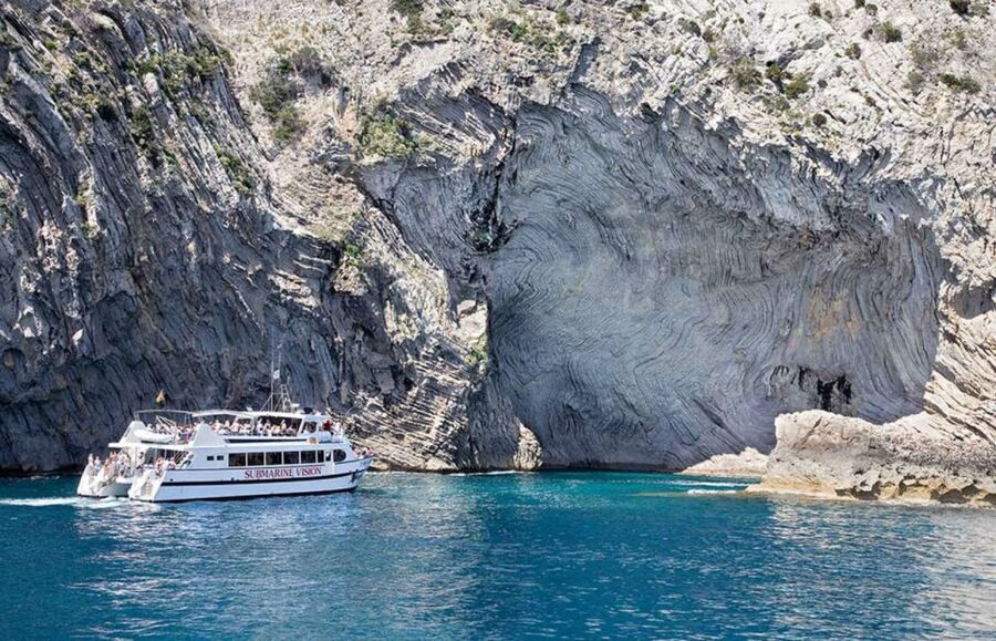 Alcudia: Boat Trip to Coll Baix - How to beat seasickness on this short cruise