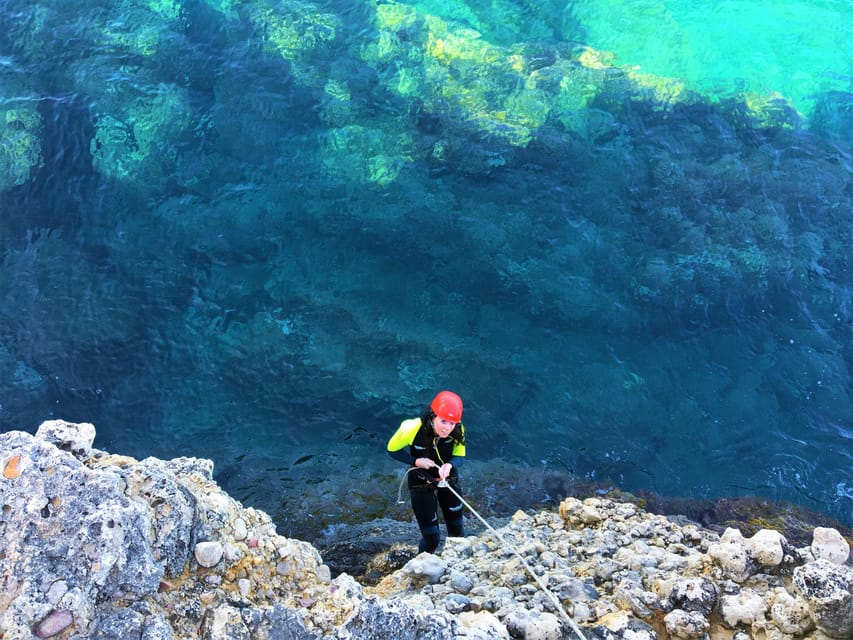 Alcudia: Coasteering Cliff Jumping - Alcúdia and La Victòria: why this coastline is built for coasteering