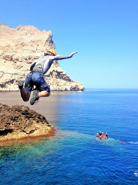 Alcudia: Coasteering Cliff Jumping - Cliffjumping up to 12 meters, with choices for your comfort level
