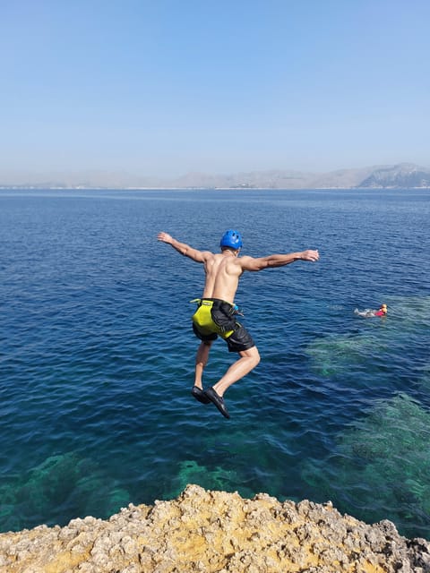 Alcudia: Coasteering Cliff Jumping - The 10 minute safety briefing that makes everything calmer
