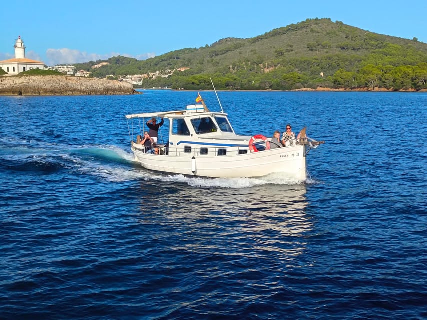 Alcudia: Private Sunset Boat Trip with Glass of Wine & Snack - Practicalities that make or break a sunset cruise