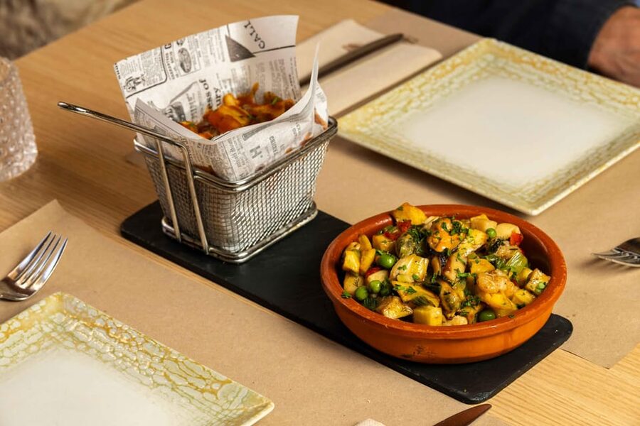 Alcudia: Self-Guided Gourmet Tapas and Wine Tour - Local wine and sangria, and the practical note about real drinks