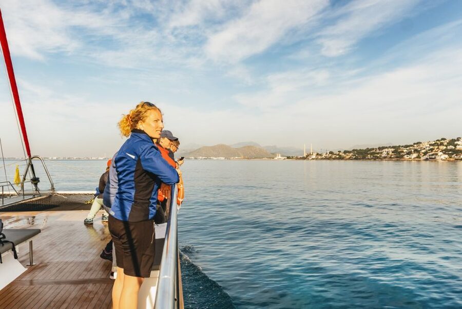 Alcudia: Sunset Catamaran Tour with Dinner and Snorkeling - The Cove Stop: Paddleboarding, Kayaks, and Easy Swimming Time