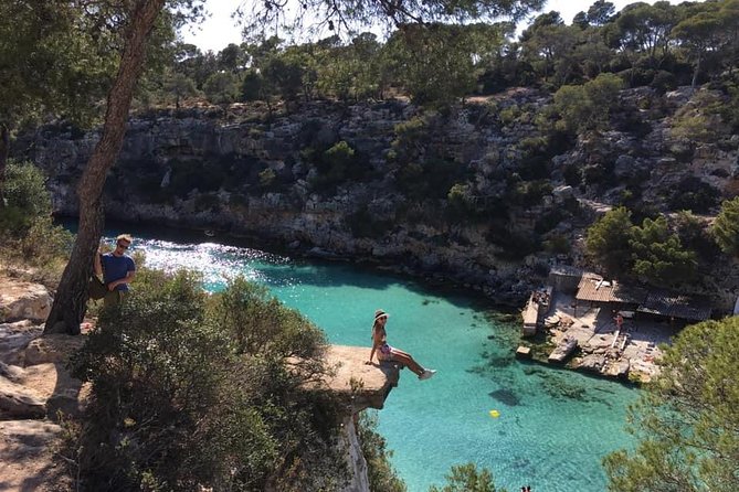 Beach Tours Mallorca. The Happy Vans. - The final beach time and sightseeing stops: defense towers, early houses, viewpoints
