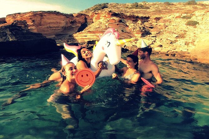 Beach Tours Mallorca. The Happy Vans. - Stop 1 Mallorca: secret cove walks, snorkel time, and hidden caves
