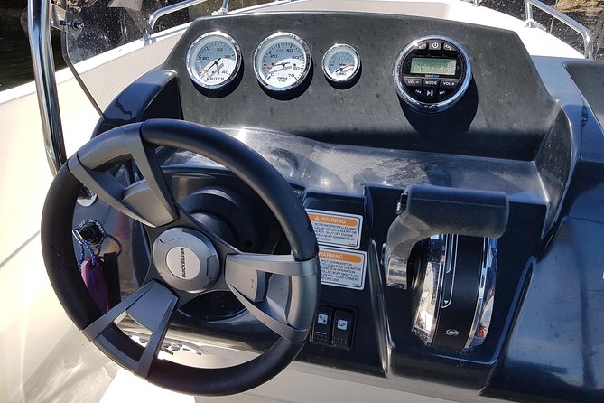 Boat rental without license - B450 'Theia' (4p) - Can Pastilla - The instruction that makes a first-time rental feel easy