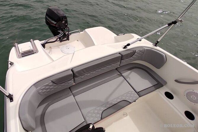 Boat rental without license - B452 'Doris' (4p) - Can Pastilla - Bay of Palma cruising: coves, beaches, caves, and cliffs