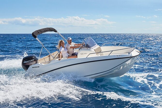 Boat rental without license - B520 'Neptuno' (5p) - Can Pastilla - Where You Start in Can Pastilla (Carrer de Virgili, CMSAP Maritime Club)