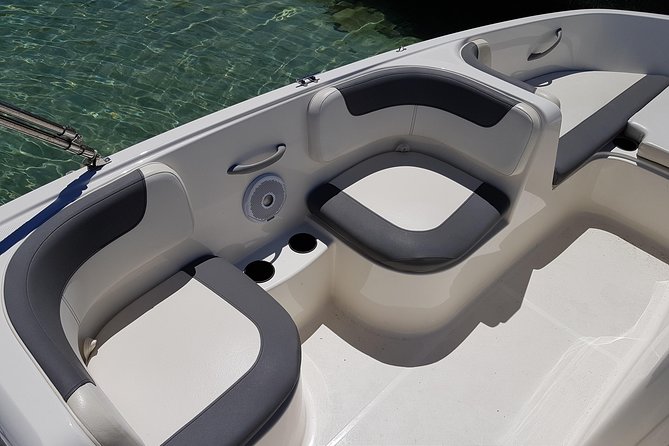 Boat rental without license - B540 'Gaia' (5p) - Can Pastilla - Should you book this boat rental without a licence?