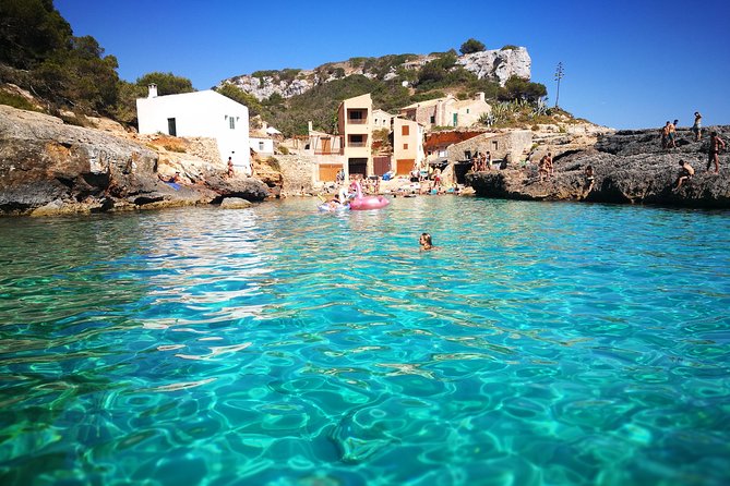 Boat tour from Cala Figuera to Caló del Moro and S´Almonia - How long it really takes, and where the crowd factor shows up