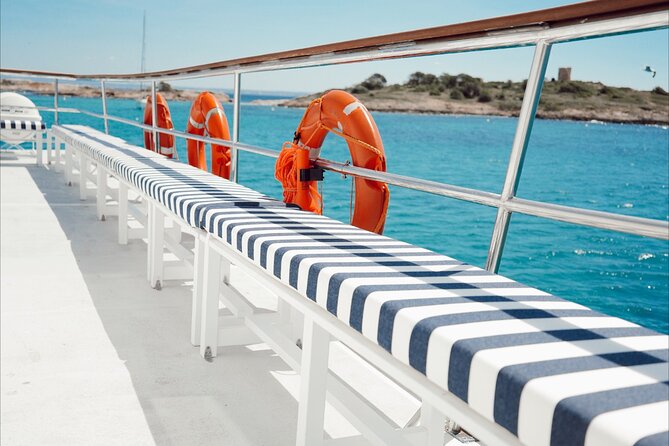 Boat tour of the Bay of Palma with snorkeling and drink - Snorkeling Gear, the €10 Deposit, and What to Pack