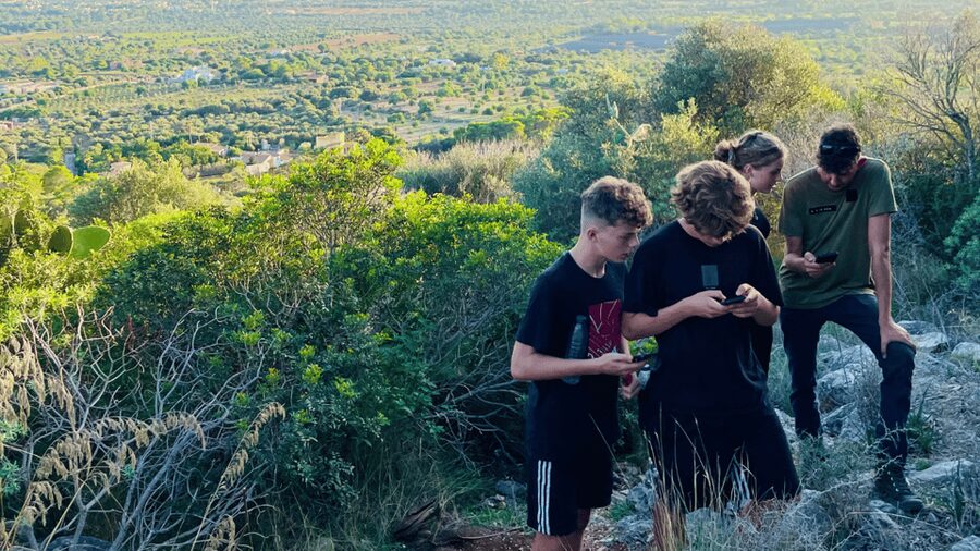 Cala Millor: "Cavemen", cave on a mountain,fun game and hike - Start near the Repsol station, then follow the app