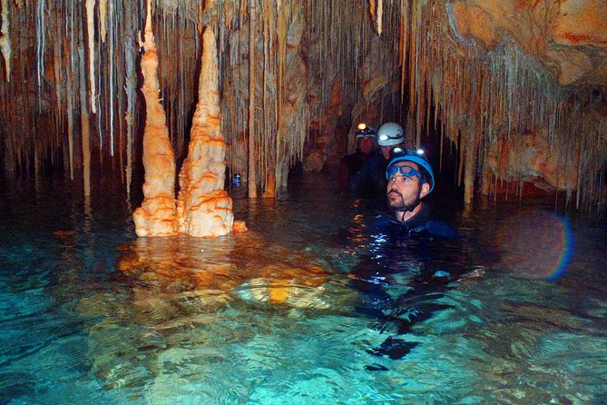 Cala Romantica Water Cave Adventure - The hike to Cala Falcó: good shoes matter more than you think