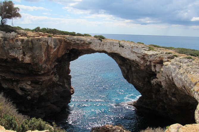 Cala Varques: Guided kayak Sea caves expedition & snorkeling - Snorkeling in Cala Varques: Gear, Comfort, and Real Beginner Confidence