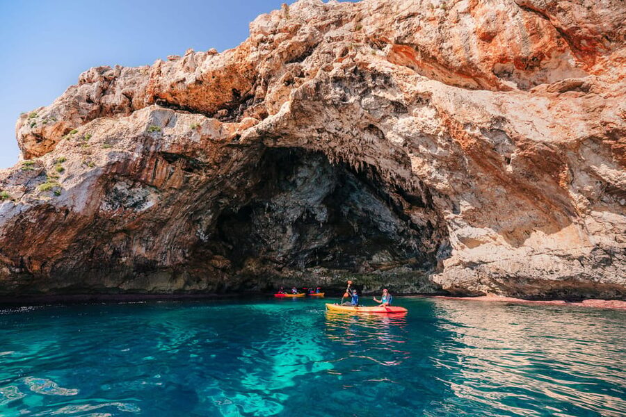 Cala Varques: Guided Sea Caves Kayak & Snorkeling Expedition - Kayaking the cliffline: from Estany d’en Mas to Cala Falcó