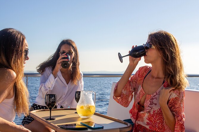 Catamaran Sailing in Palma Mallorca includes Aperitif and BBQ - Key highlights at a glance
