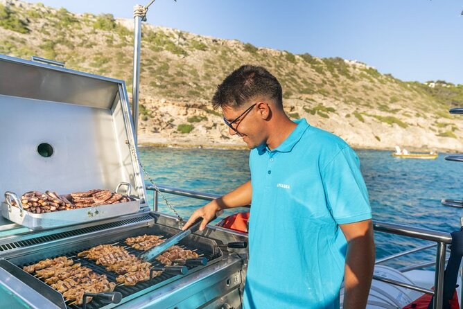 Catamaran with BBQ in the Bay of Palma - Who This Trip Fits Best in Mallorca