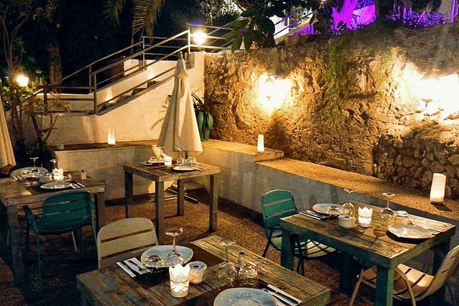 Caves of Genova Admission in Palma de Mallorca - Guidance in English: When You Get a Story vs When You Go Self-Paced