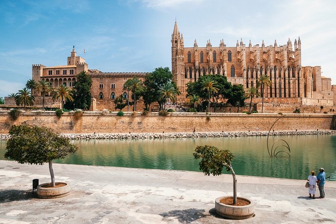 Discover the major cultural attractions of Palma De Mallorca on a Private Tour - Key points before you go