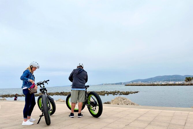 Exclusive Fat Tire E-Bike Tour in Palma - El Molinar: long beach views with a big-city backdrop