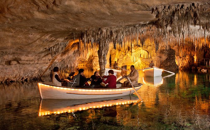 Explore Mallorca: Majorica Pearl Shop and Caves of Drach - Majorica Pearls in Porto Cristo: what you get in 40 minutes