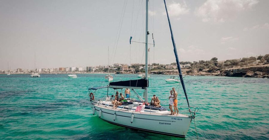 From can Pastilla : Sailing boat trip with Food & Drinks - Cala Vella: The One-Hour Pause for Food, Drinks, and a Slower Sea Break
