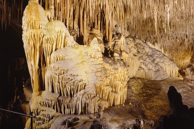 Full day tour to the Caves of Drach and Caves of Hams in Mallorca - Cuevas dels Hams: A Different Cave Vibe, With Crowd Risk