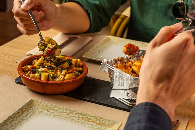 Gourmet Tapas and Wine Tour in Alcudia Old Town - Food and Drinks: What You’ll Taste, and How to Pace Yourself