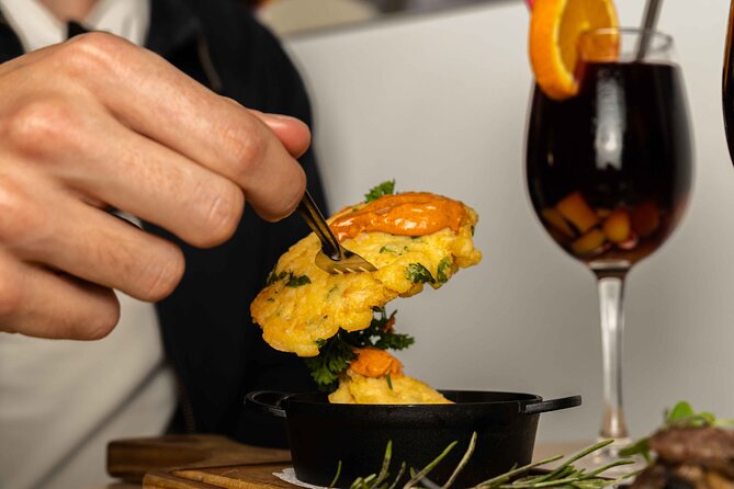 Gourmet Tapas and Wine Tour in Alcudia Old Town - Who This Alcúdia Tapas and Wine Tour Fits Best