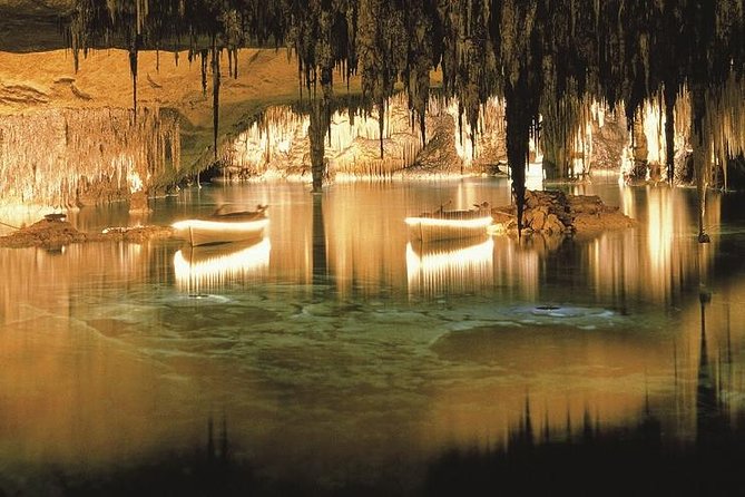 Guided Full-Day Tour of Drach Caves, Porto Cristo & Pearl Factory - What to wear and bring for 21°C cave air