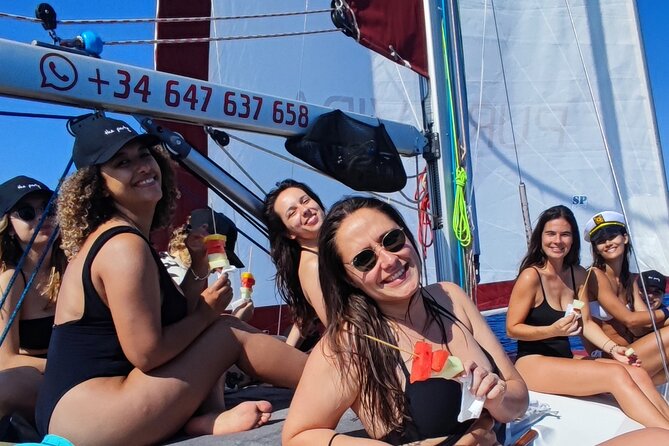 Half day on a private sailboat in Mallorca (port d'andratx) - Tapas-style snacks, wine or cava, and soda included