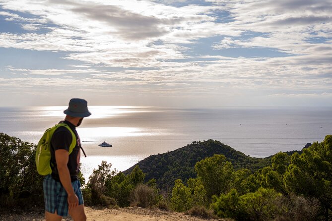 Hiking Tour into the sunset - Port Andratx to Sant Elm - Starting at Port d’Andratx: more than yachts and pretty docks