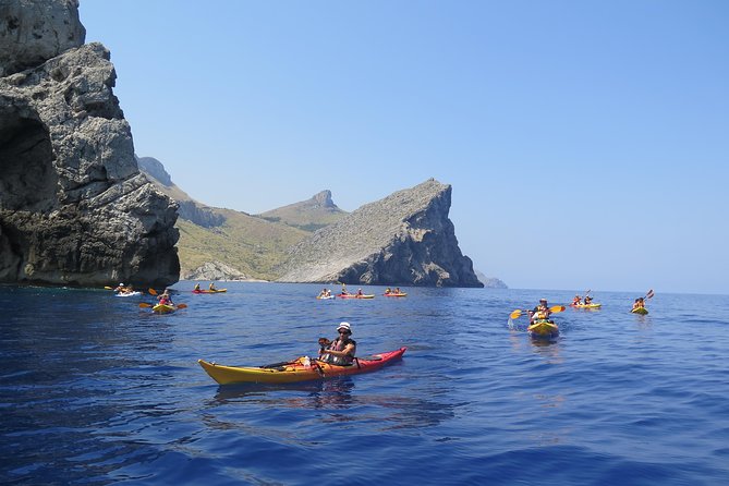 Kayak & Coasteering - Coasteering and Cliff Jumps: How to Make the Jump Moment Work for You