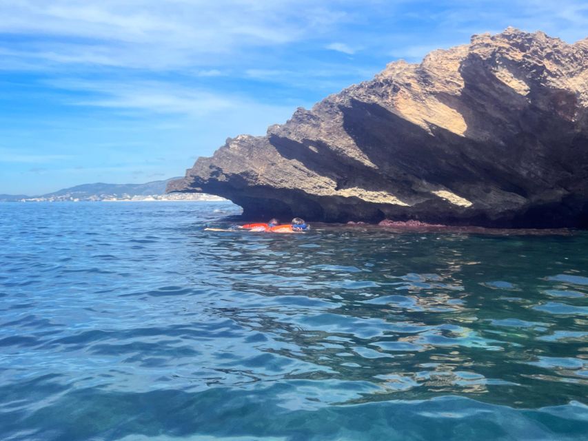 Kayak Tour Bay of Palma - Starting Point at BonaOna Surf School, Can Pastilla