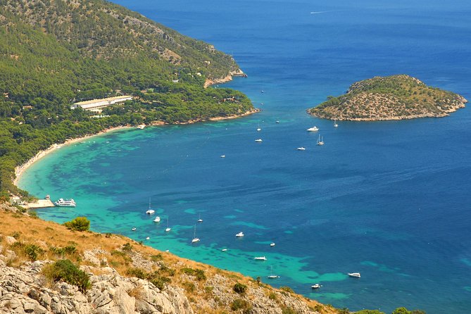 Mallorca: 4-Hour Tour of Formentor by Bus and Boat from North Area - Stop 4: Formentor beach time for swimming and sand