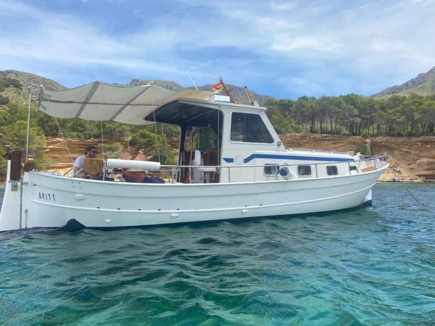 Mallorca: Alcudia private boat trip - Coll Baix Beach: The Boat-Only Cove Where Swimming Actually Feels Peaceful