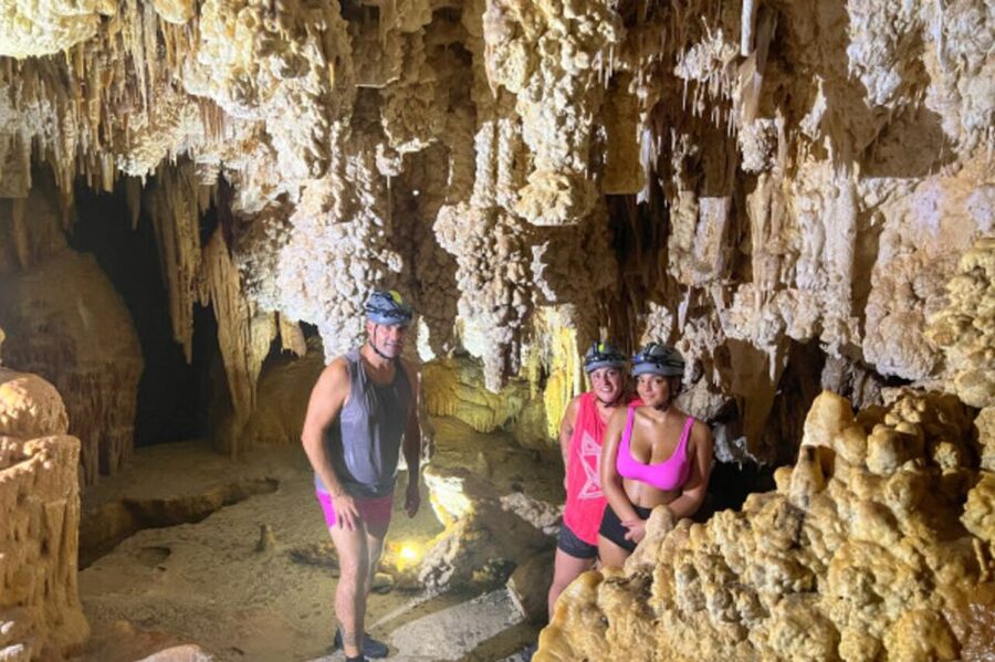 Mallorca: Beach Inside the Cave Tour - Inside the main room: formations, scale, and guided context