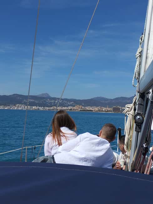 Mallorca: Cala Vella Boat Tour with Swiming, Food, & Drinks - Price and value: what $112 buys you in real terms