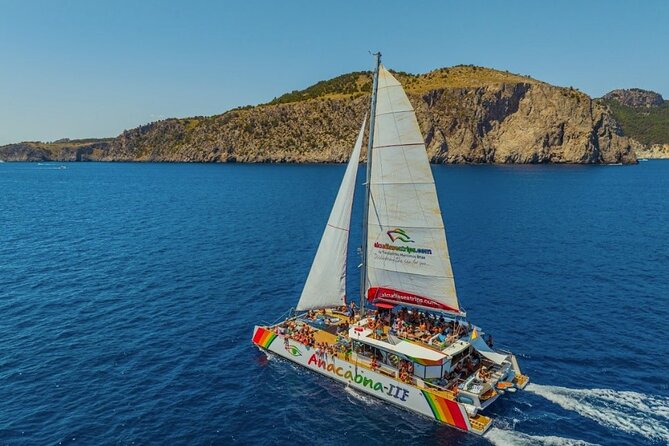 Mallorca Catamaran Cruise with Scenic Views and BBQ Lunch - Port d’Alcúdia return: sailing the bay and closing the loop