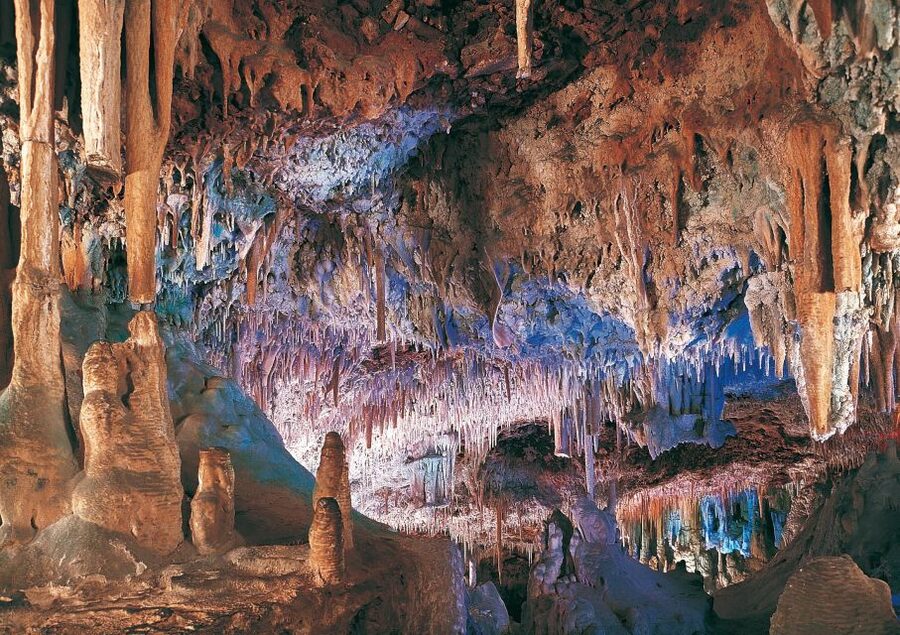 Mallorca: Caves of Hams, Blue Cave and audiovisual - Your guide, languages, and getting in without hassle
