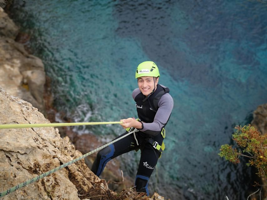 Mallorca: coasteering South - Entering the Peguera Cliffs, without the “big tour” feel