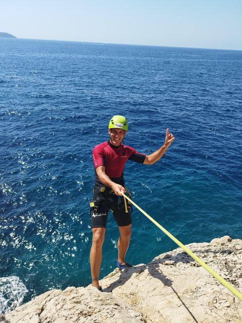 Mallorca: coasteering South - The 3-hour pacing: briefing, short moves, then a nonstop circuit