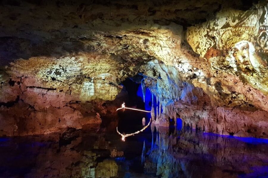 Mallorca: Day Trip to Caves of Hams & Optional Dinosaurland - The pearl factory stop: why it happens and how to handle it