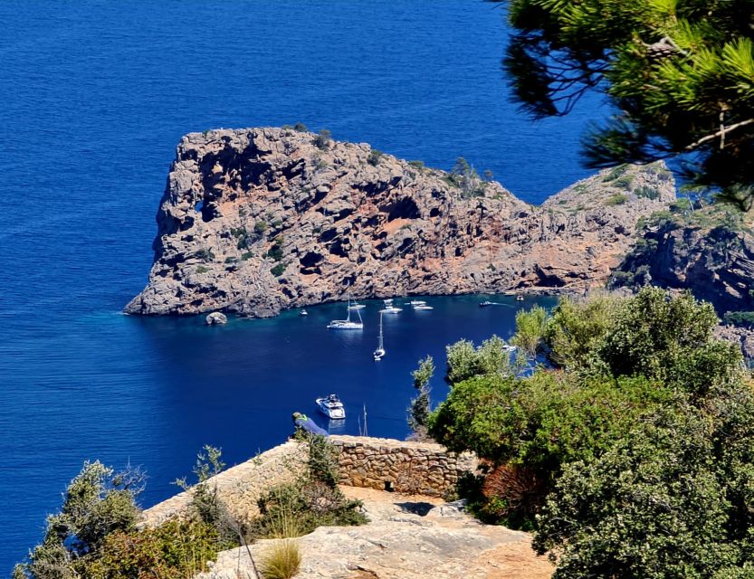 Mallorca: Day Trip to Hidden Gems of Tramuntana with Lunch - Why the Serra de Tramuntana feels different on this 6 hour route
