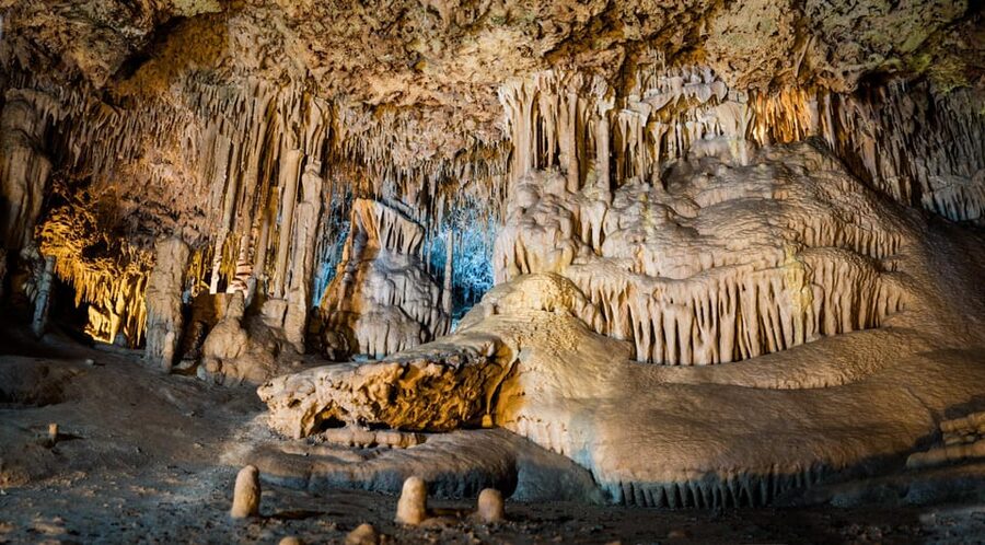 Mallorca: Drach and Hams Caves, and Porto Cristo Day Tour - Majorica Pearls Factory Shop: Worth It If You Like Craft, Not If You Hate Shopping