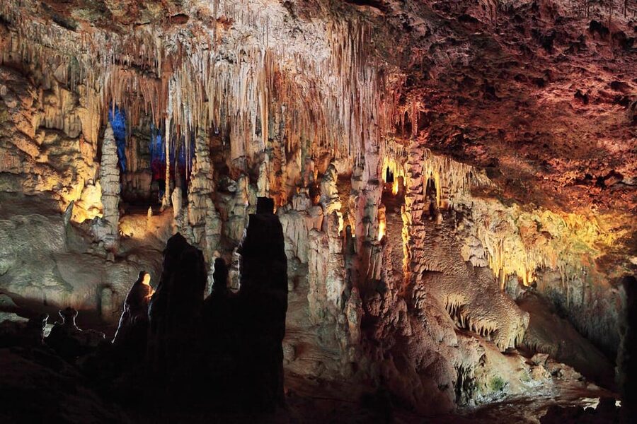 Mallorca: Drach and Hams Caves, and Porto Cristo Day Tour - Hams Caves: Fishhook Stalactites and a Quieter Kind of Magic